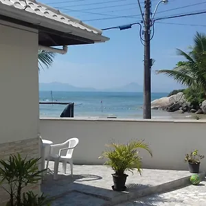 casa-beira-mar-mariscal-1.santa-catarina-brasil.com/